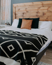 Diamante Blanket - Natural / Black - Sassera